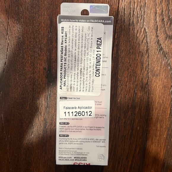 NWT KISS FALSCARA NON-STICK LASH APPLICATOR - Picture 3 of 5